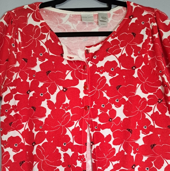 Emma James red Poppy rayon top.Size L. - Picture 5 of 7